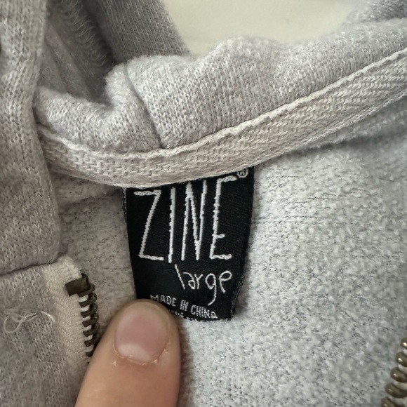 Women’s PAC SUN gray basic zip up hoodie. Lightweight and comfy. Size L. - Picture 2 of 3